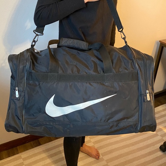 Nike Bags Medium Nike Duffel Bag Poshmark